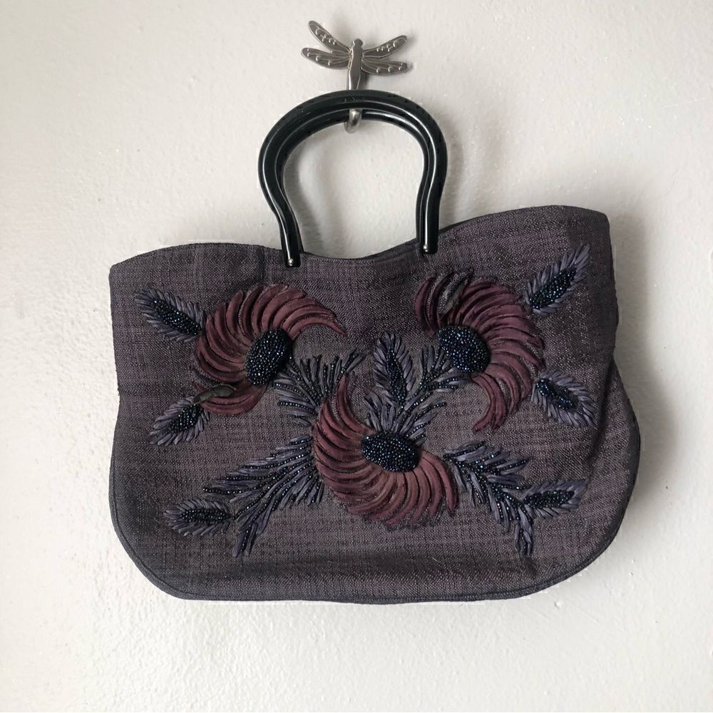 Vintage beaded purple floral feather design vintage handbag